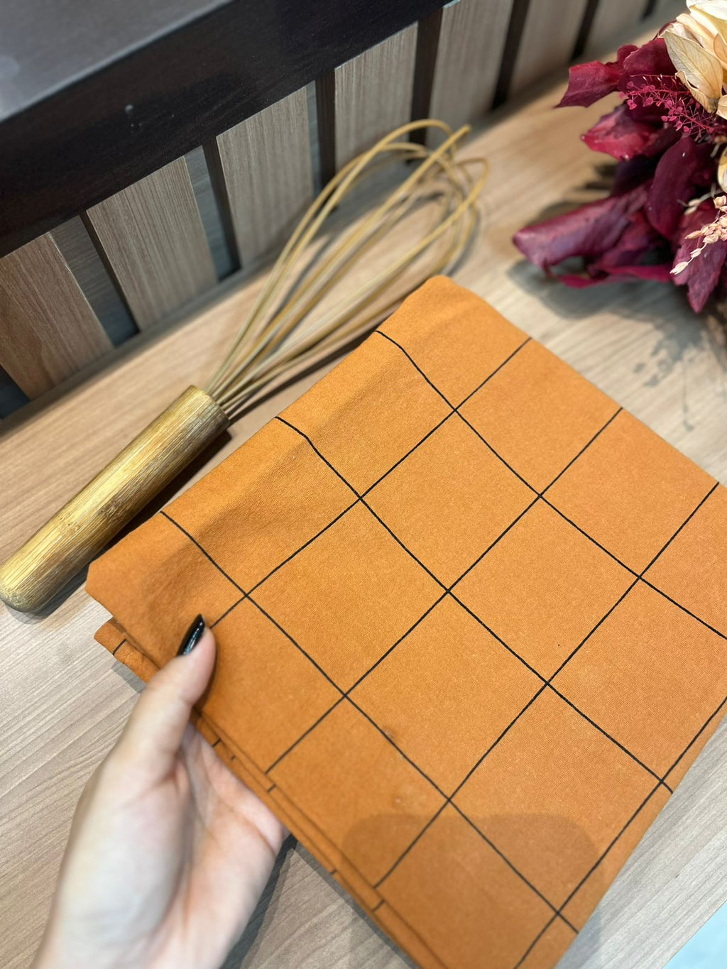 Toalha de Café 90x90 - Cor Terracota Grid