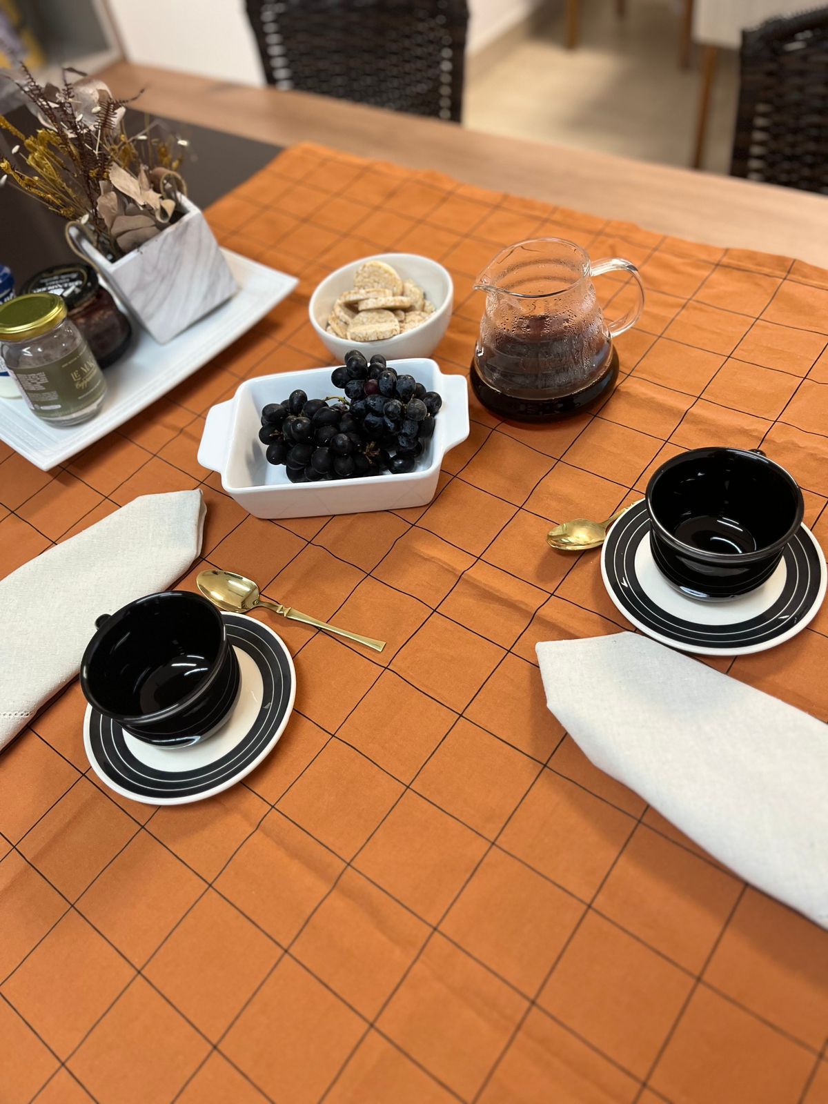 Toalha de Café 90x90 - Cor Terracota Grid